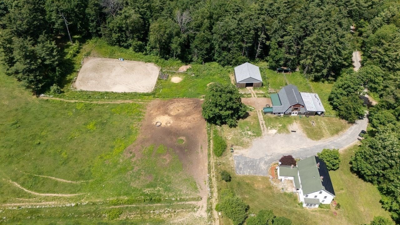 38 Blueberry Hill Rd
