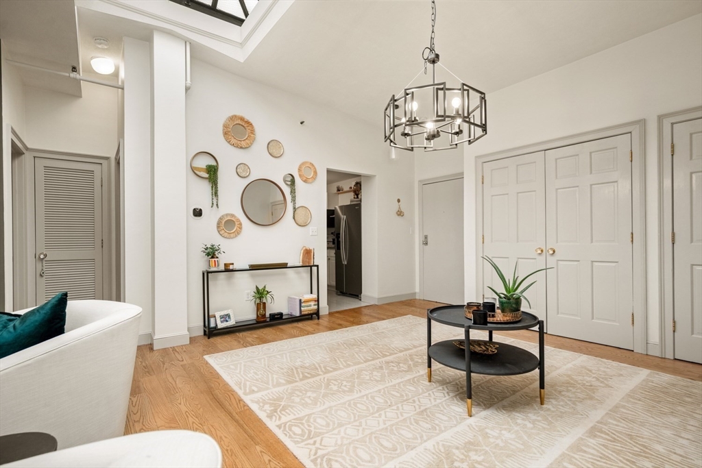 19-23 Pleasant St 503