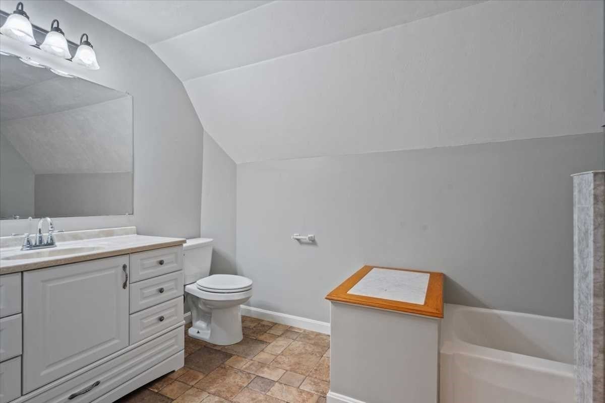 384 Bridle Path, Worcester, MA, 384 Bridle Path, Worcester, MA Photo #22