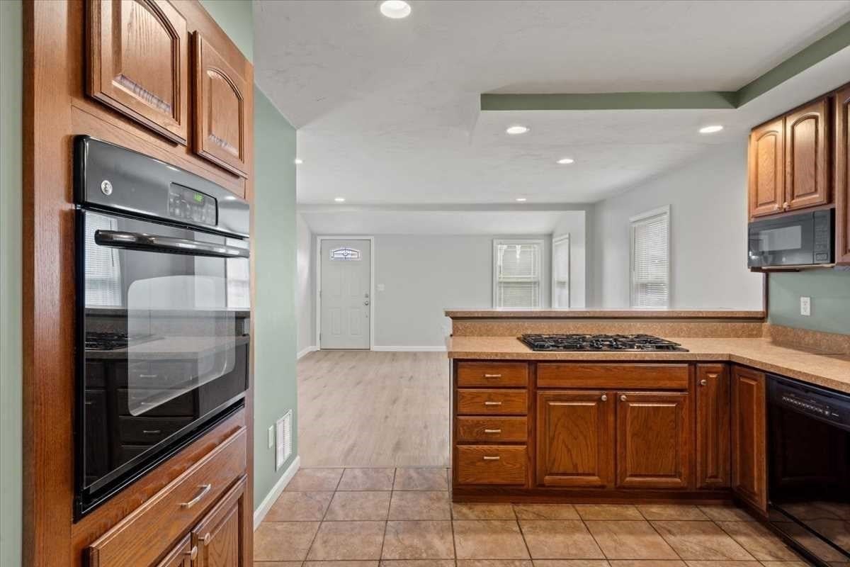 384 Bridle Path, Worcester, MA, 384 Bridle Path, Worcester, MA Photo #14