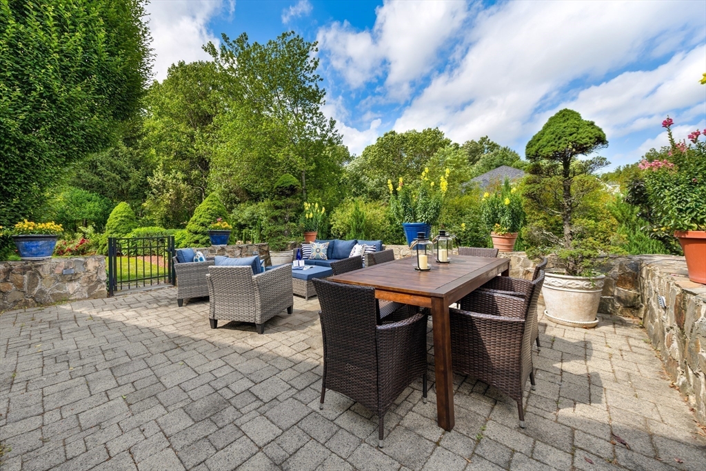 134 Reed Farm Rd