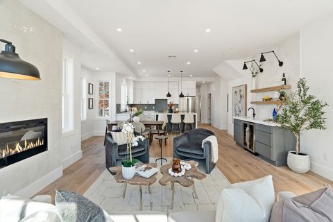 35 Richardson 2 Somerville MA 02145