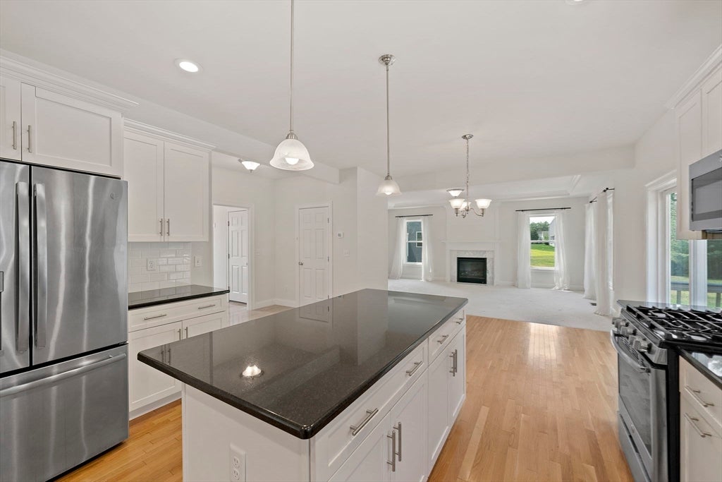 42 Magnolia Way, Bridgewater, MA, 42 Magnolia Way, Bridgewater, MA Photo #8