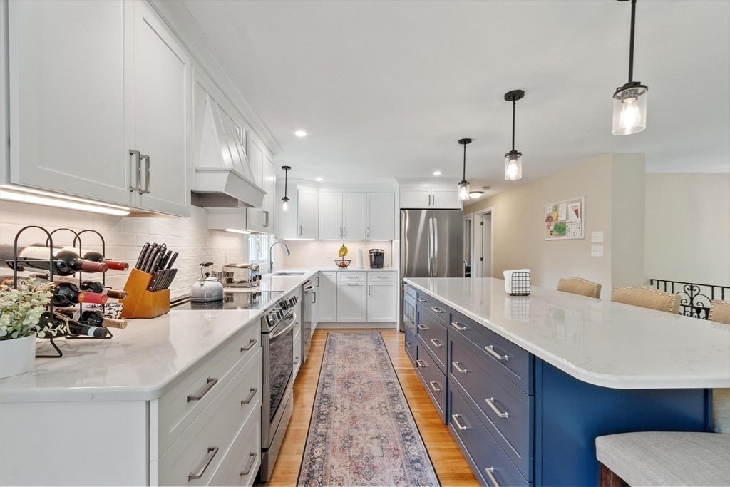 25 William G Dr