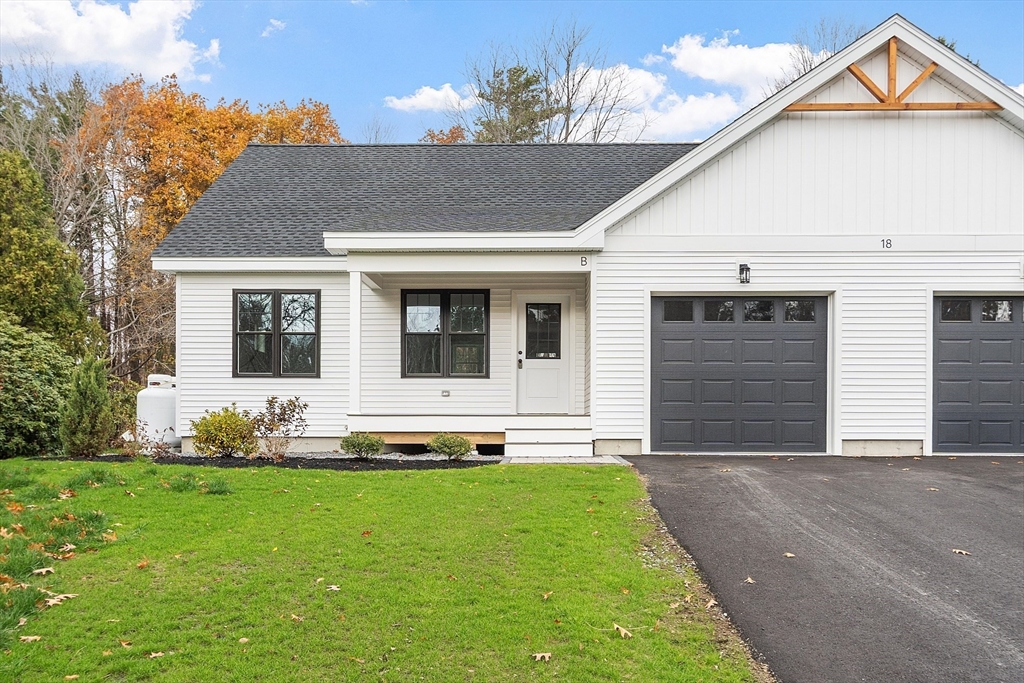 18 Buttonwood Place B