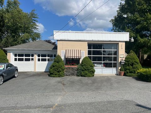 49 Arnold Street Dartmouth MA 02748
