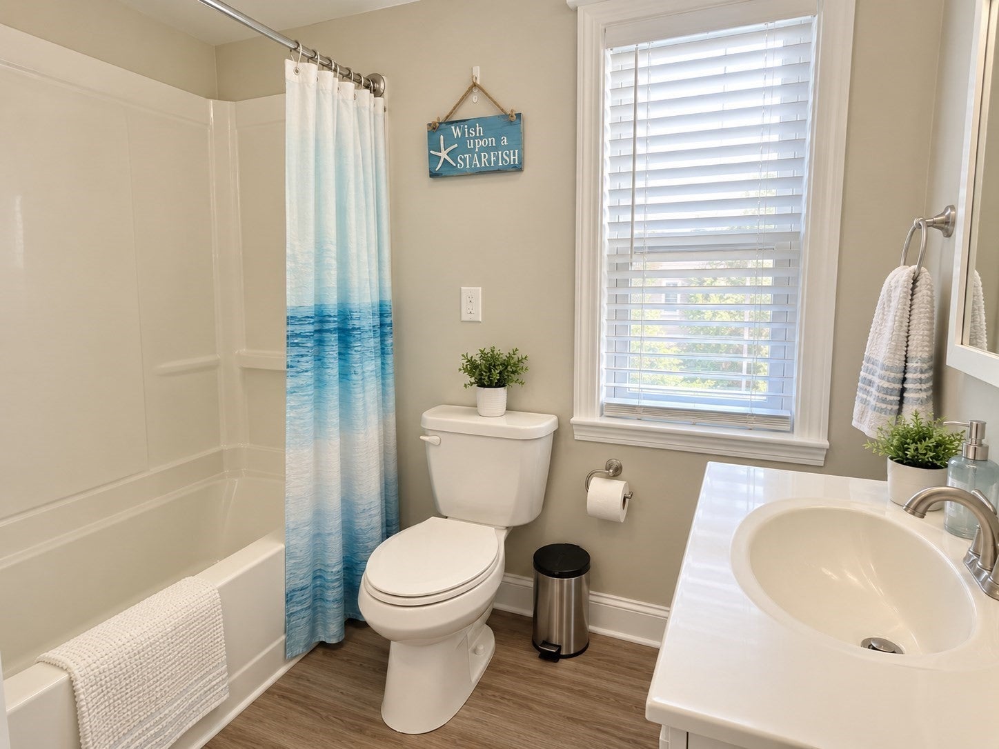 5 Washington St, Amesbury, MA, 5 Washington St, Amesbury, MA Photo #9