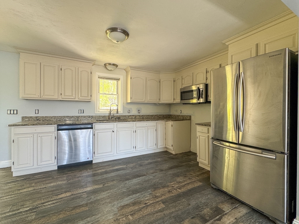177 Gore Rd, Webster, MA, 177 Gore Rd, Webster, MA Photo #10