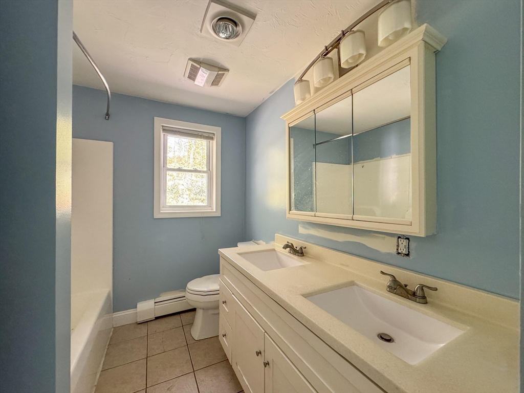 177 Gore Rd, Webster, MA, 177 Gore Rd, Webster, MA Photo #13