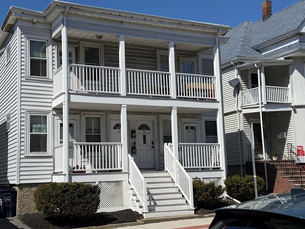 20 Ferry St B