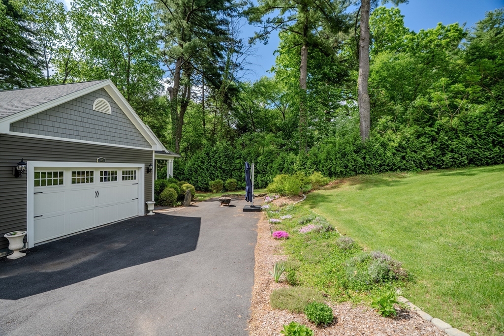 309 Hadley St