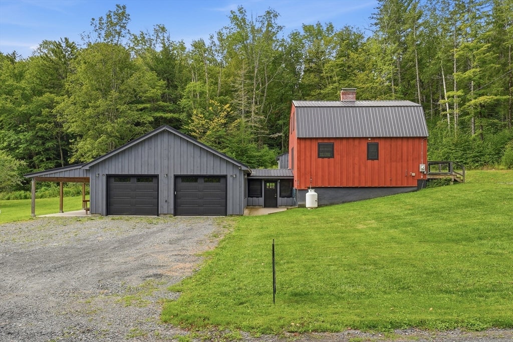 1384 Old Route 9