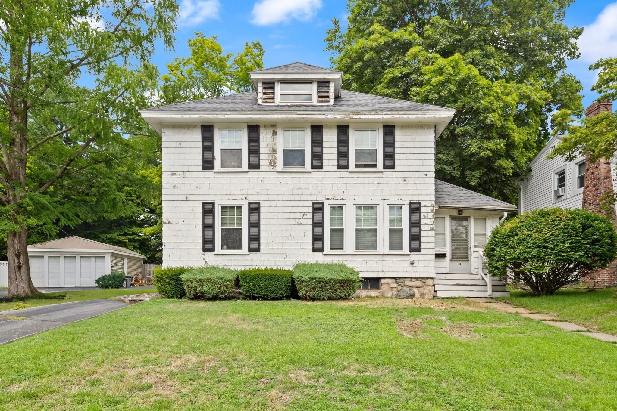 15 Willow Street