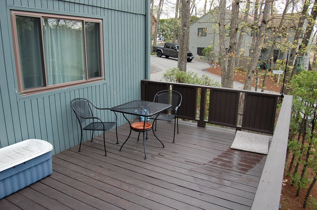 40 Mountain Gate Rd 40