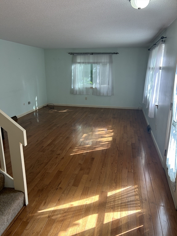 40 Mountain Gate Rd 40