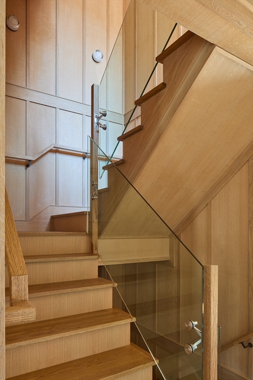 Cambridge, Massachusetts 02138, United States, 5 Bedrooms Bedrooms, ,6 BathroomsBathrooms,Residential,Active,127780