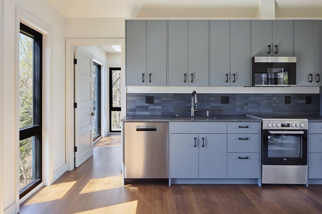 Cambridge, Massachusetts 02138, United States, 5 Bedrooms Bedrooms, ,6 BathroomsBathrooms,Residential,Active,127780