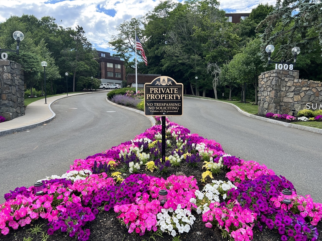 1002 Paradise Road 2H