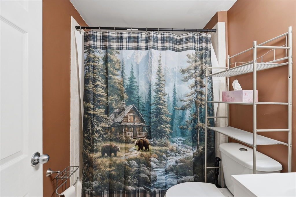 10 Hazelwood Ave #2, Dracut, MA Photo #14