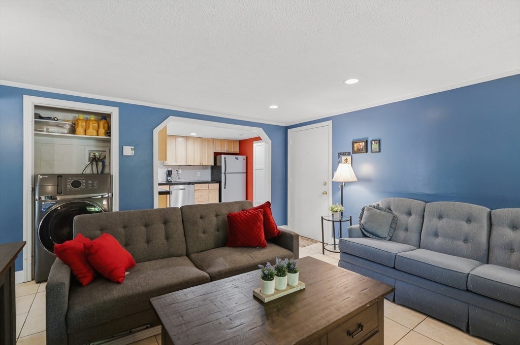 10 Hazelwood Ave #2, Dracut, MA Photo #7