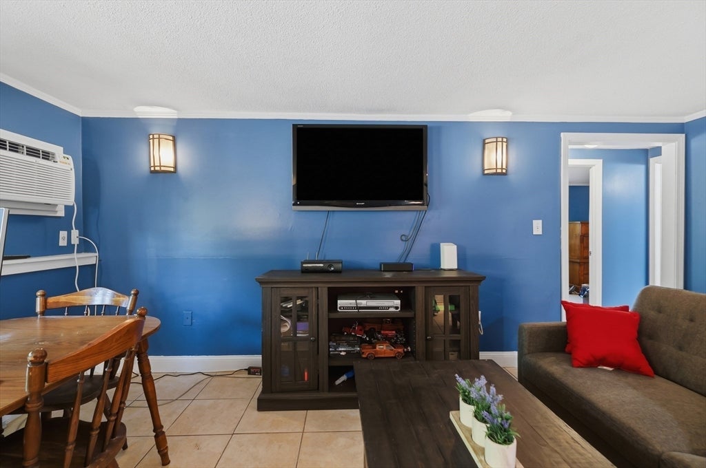 10 Hazelwood Ave #2, Dracut, MA Photo #12