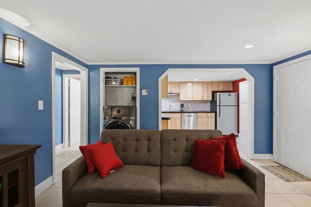 10 Hazelwood Ave #2, Dracut, MA Photo #8