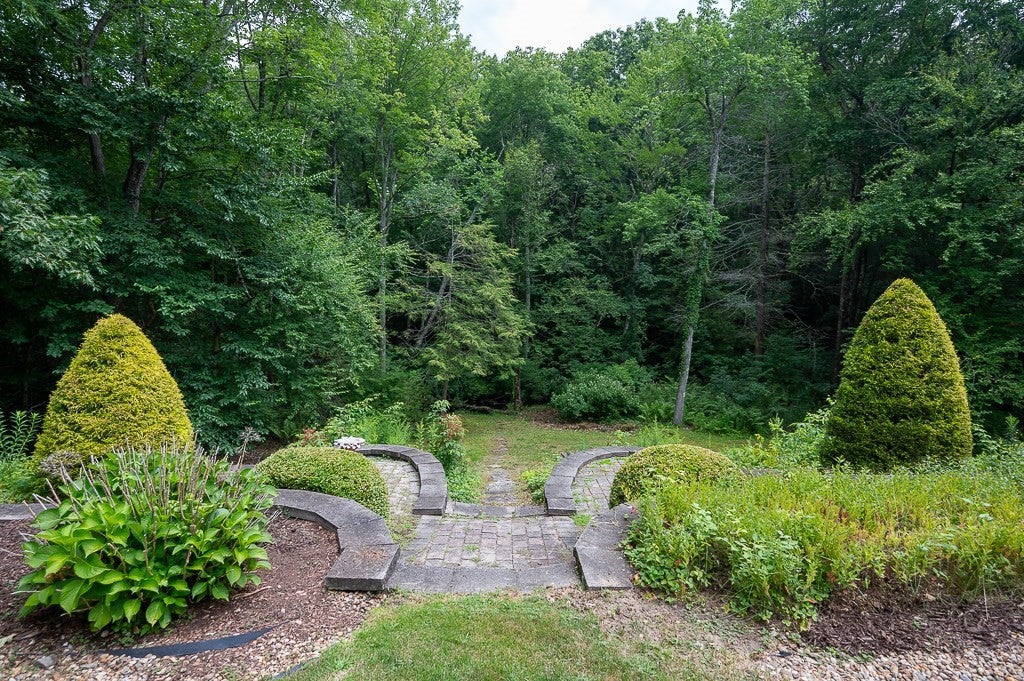 240 Meadow Wood Dr, Holden, MA, 240 Meadow Wood Dr, Holden, MA Photo #31