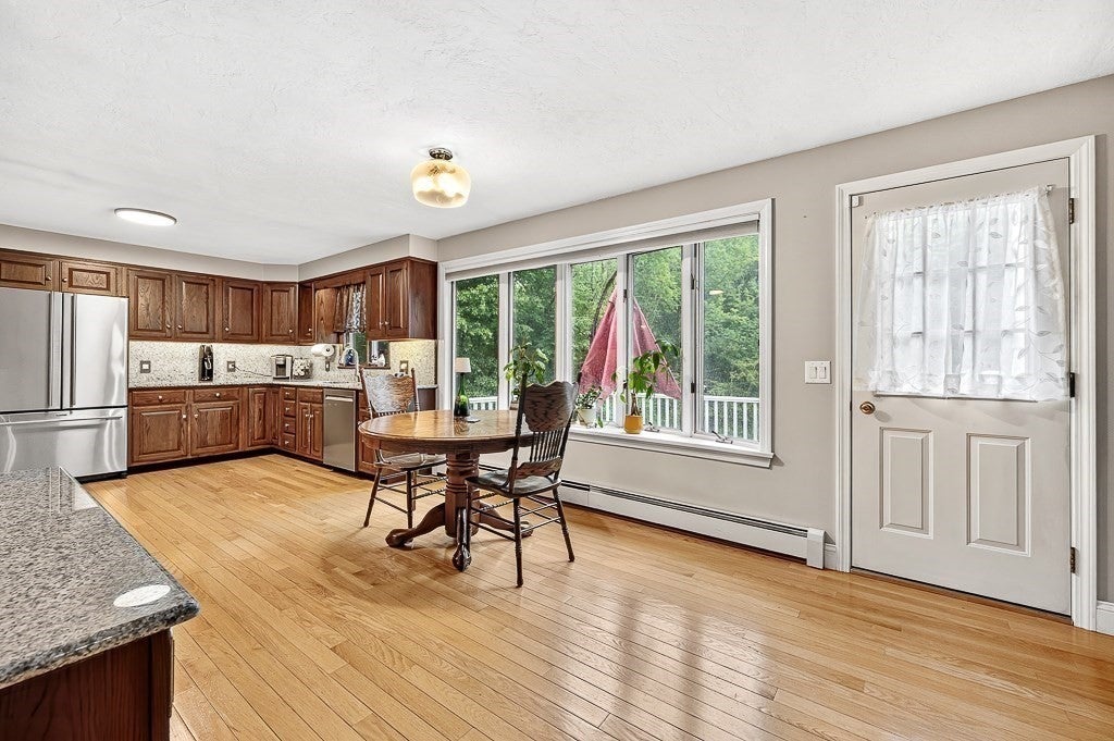 240 Meadow Wood Dr, Holden, MA, 240 Meadow Wood Dr, Holden, MA Photo #12