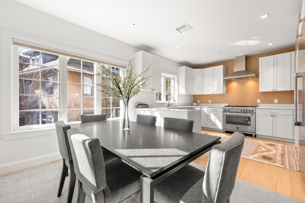 21 Crowninshield Rd 21