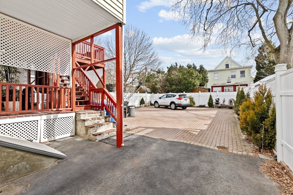 345 Lowell Street