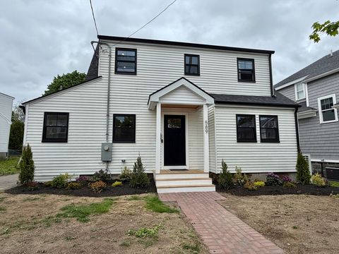 Photo of 589 Weld St, Boston, MA 02132 (MLS # 73519950)