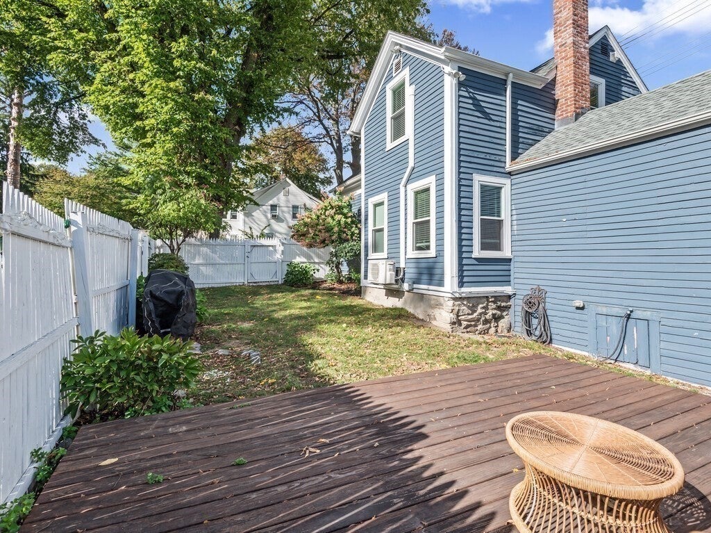 1 Wesleyan St, Shrewsbury, MA, 1 Wesleyan St, Shrewsbury, MA Photo #33