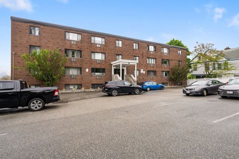 44 Lafayette Ave 404 Chelsea MA 02150