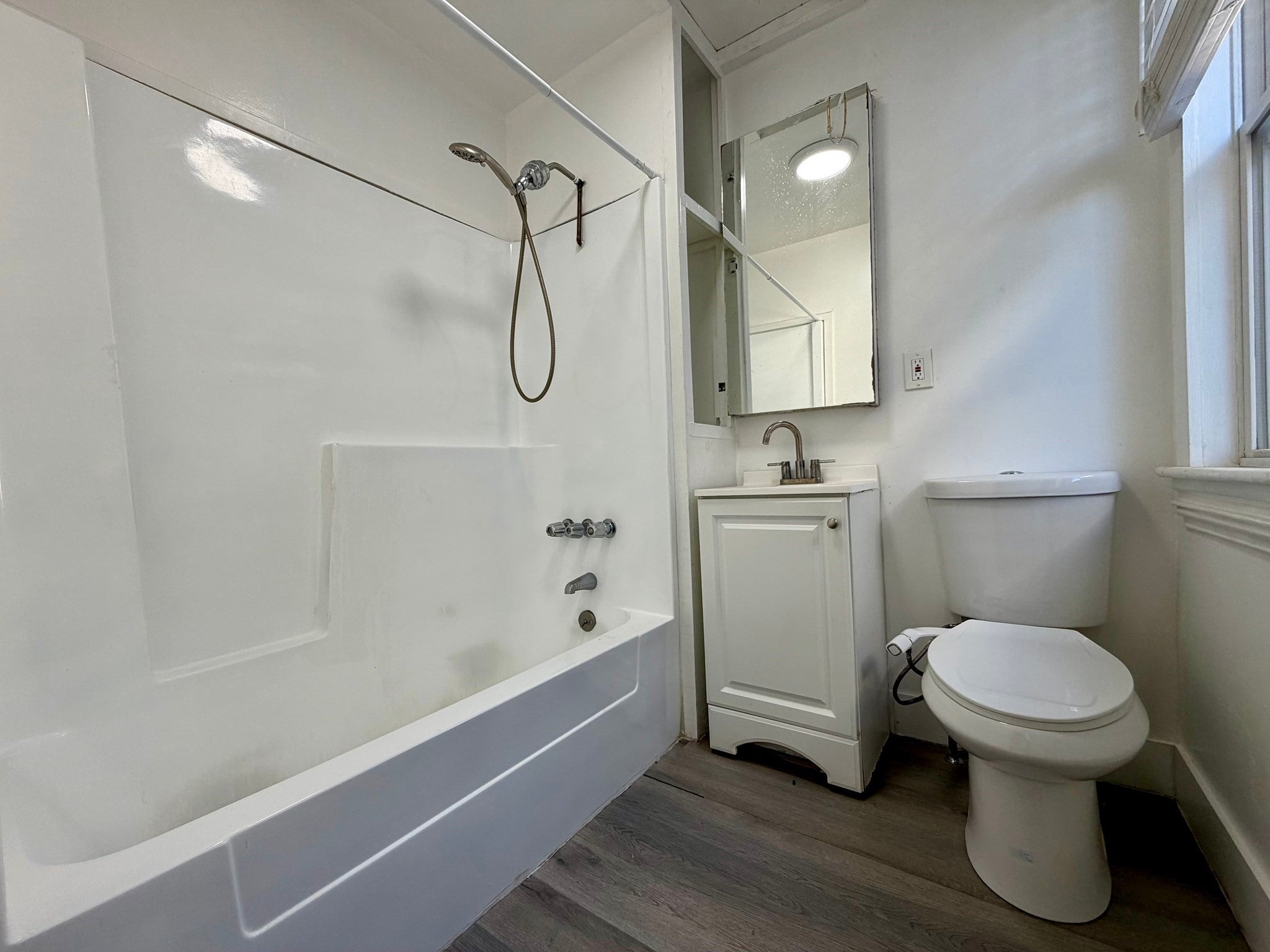 8 Cottage Street #1, Worcester, MA, 8 Cottage Street #1, Worcester, MA Photo #17