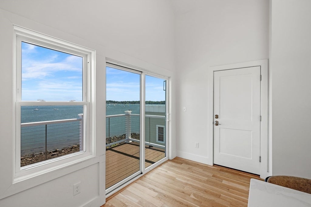 111 Leach Street #3, Salem, MA Photo #21
