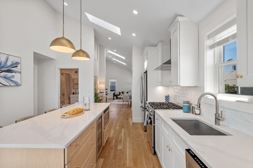 111 Leach Street #3, Salem, MA Photo #20