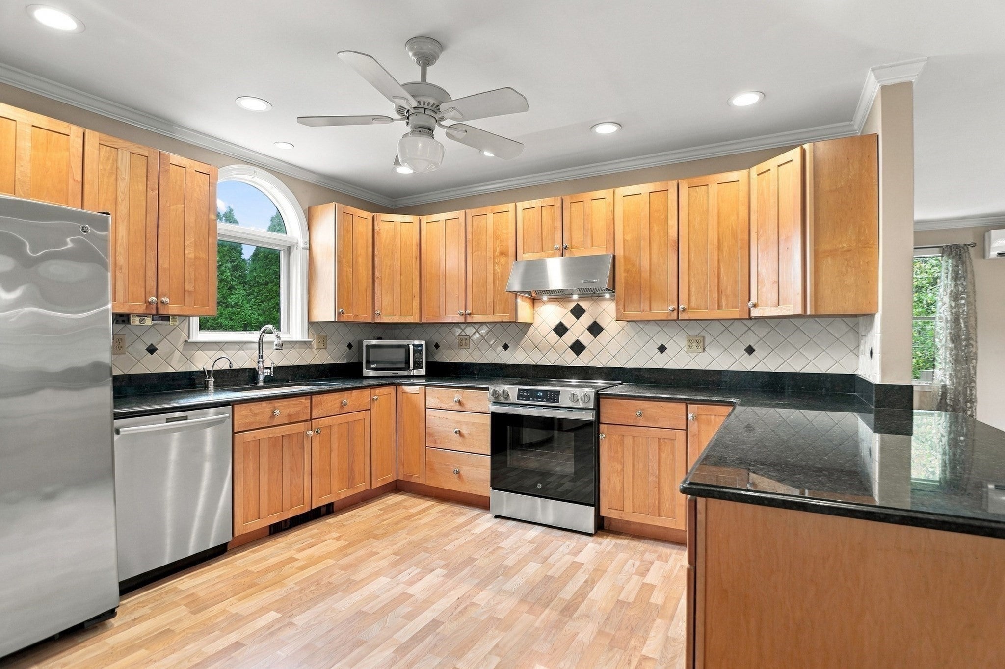 12 Exeter Street, Marlborough, MA, 12 Exeter Street, Marlborough, MA Photo #13