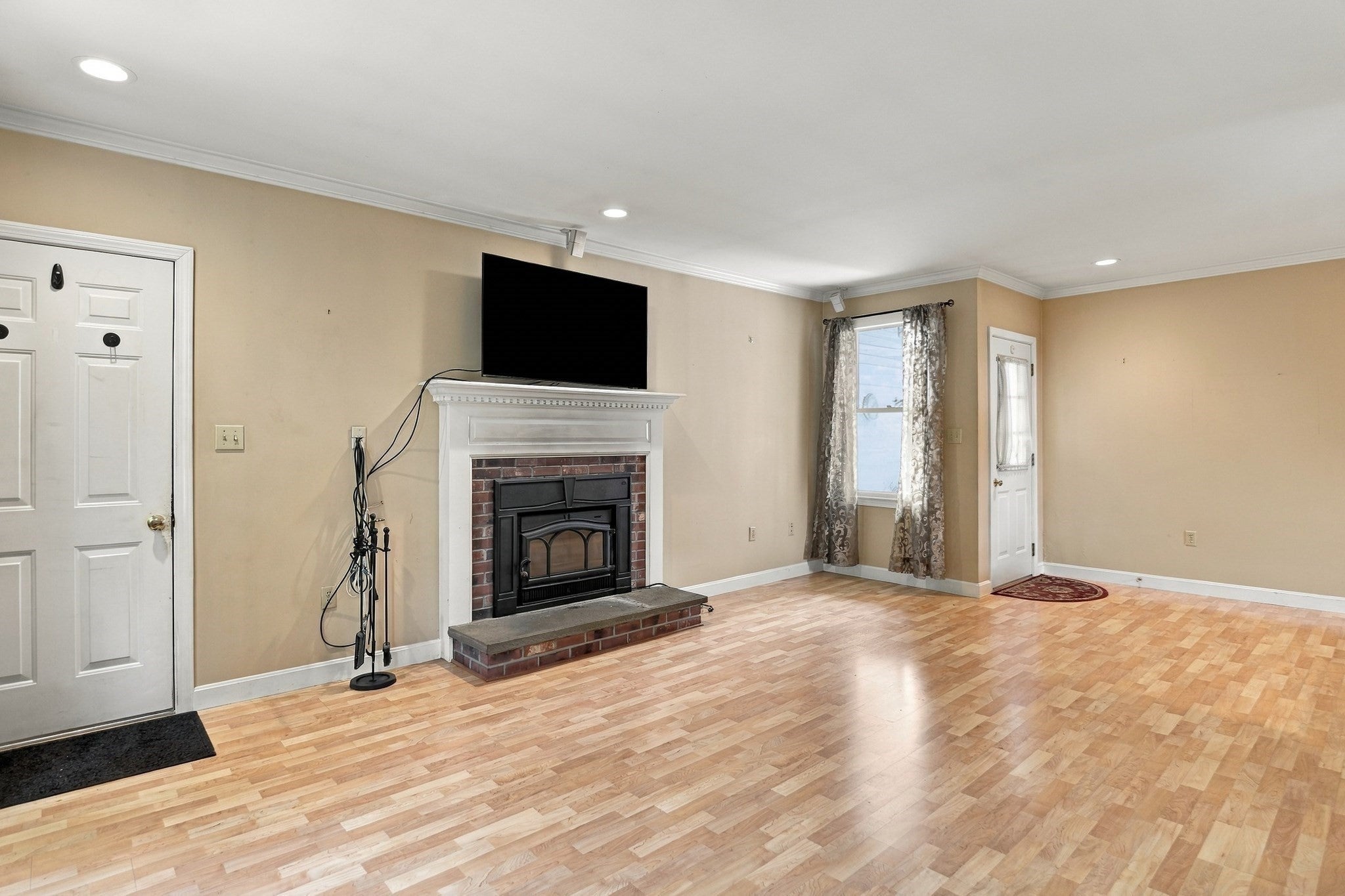 12 Exeter Street, Marlborough, MA, 12 Exeter Street, Marlborough, MA Photo #10