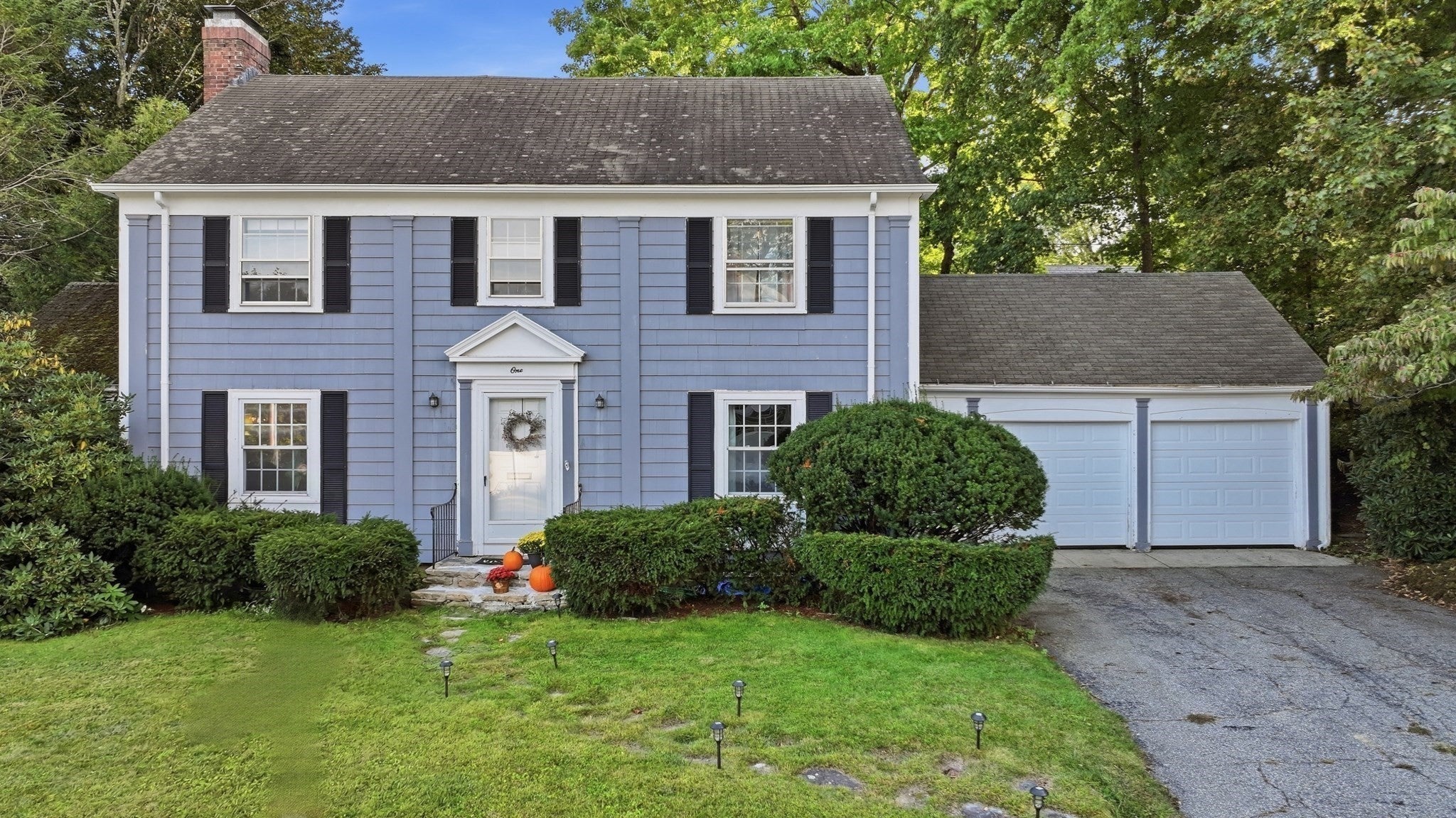 1 Algonquin Rd