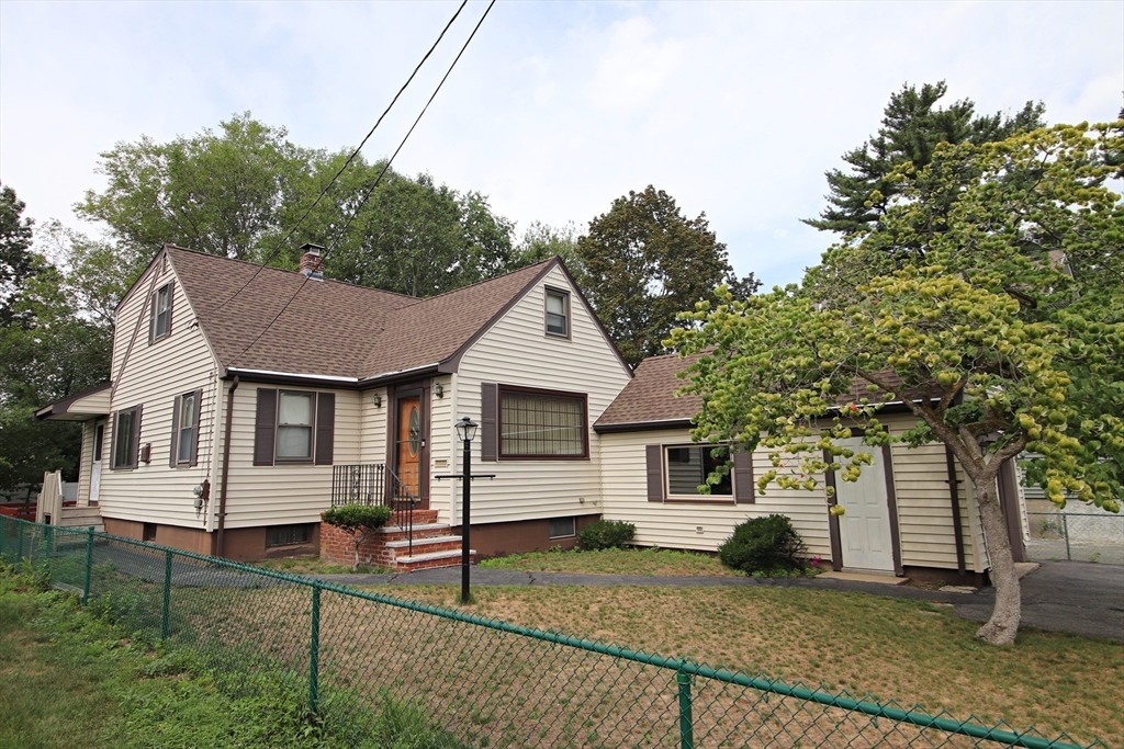 Saugus, Massachusetts 01906, United States, 2 Bedrooms Bedrooms, ,2 BathroomsBathrooms,Residential,Active,194594 Saugus, Massachusetts 01906, United States, 2 Bedrooms Bedrooms, ,2 BathroomsBathrooms,Residential,Active,194594