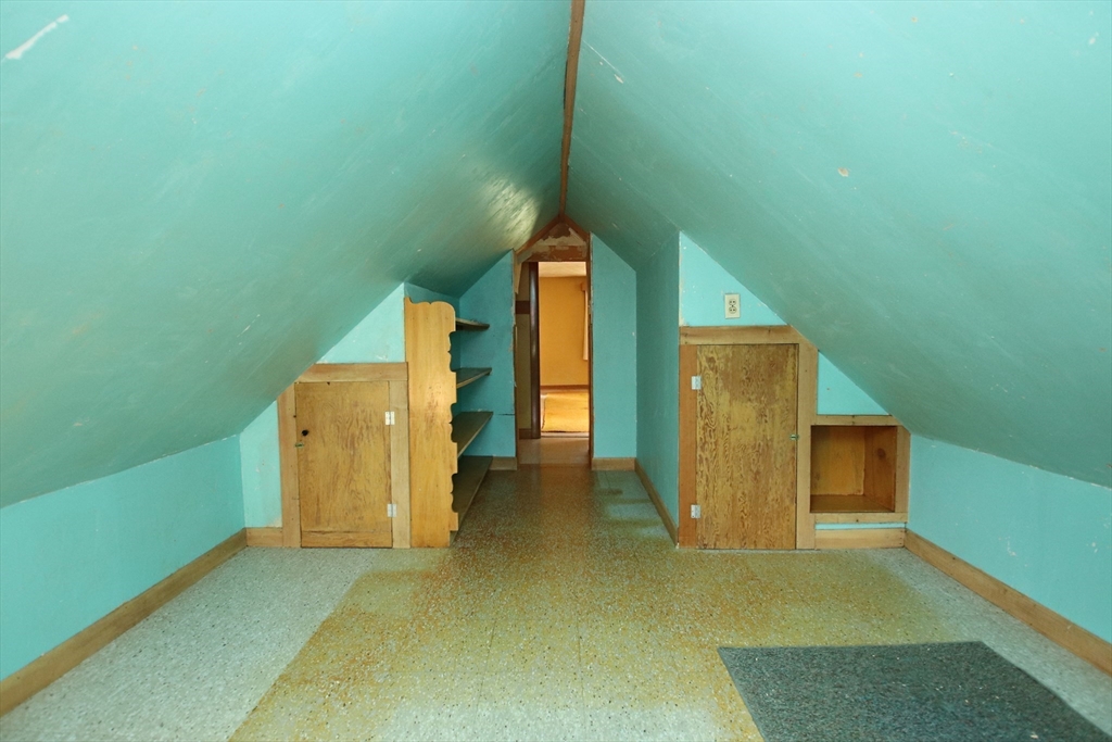 Saugus, Massachusetts 01906, United States, 2 Bedrooms Bedrooms, ,2 BathroomsBathrooms,Residential,Active,194594