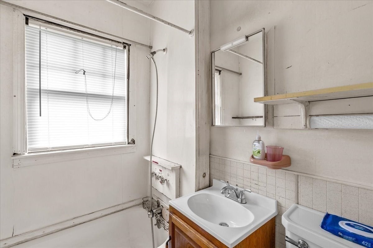 1055 S Franklin St, Holbrook, MA, 1055 S Franklin St, Holbrook, MA Photo #21