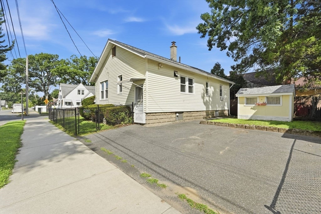 103 Duryea St, Springfield, MA, 103 Duryea St, Springfield, MA Photo #3