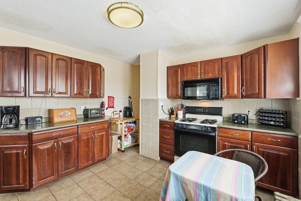 103 Duryea St, Springfield, MA, 103 Duryea St, Springfield, MA Photo #16