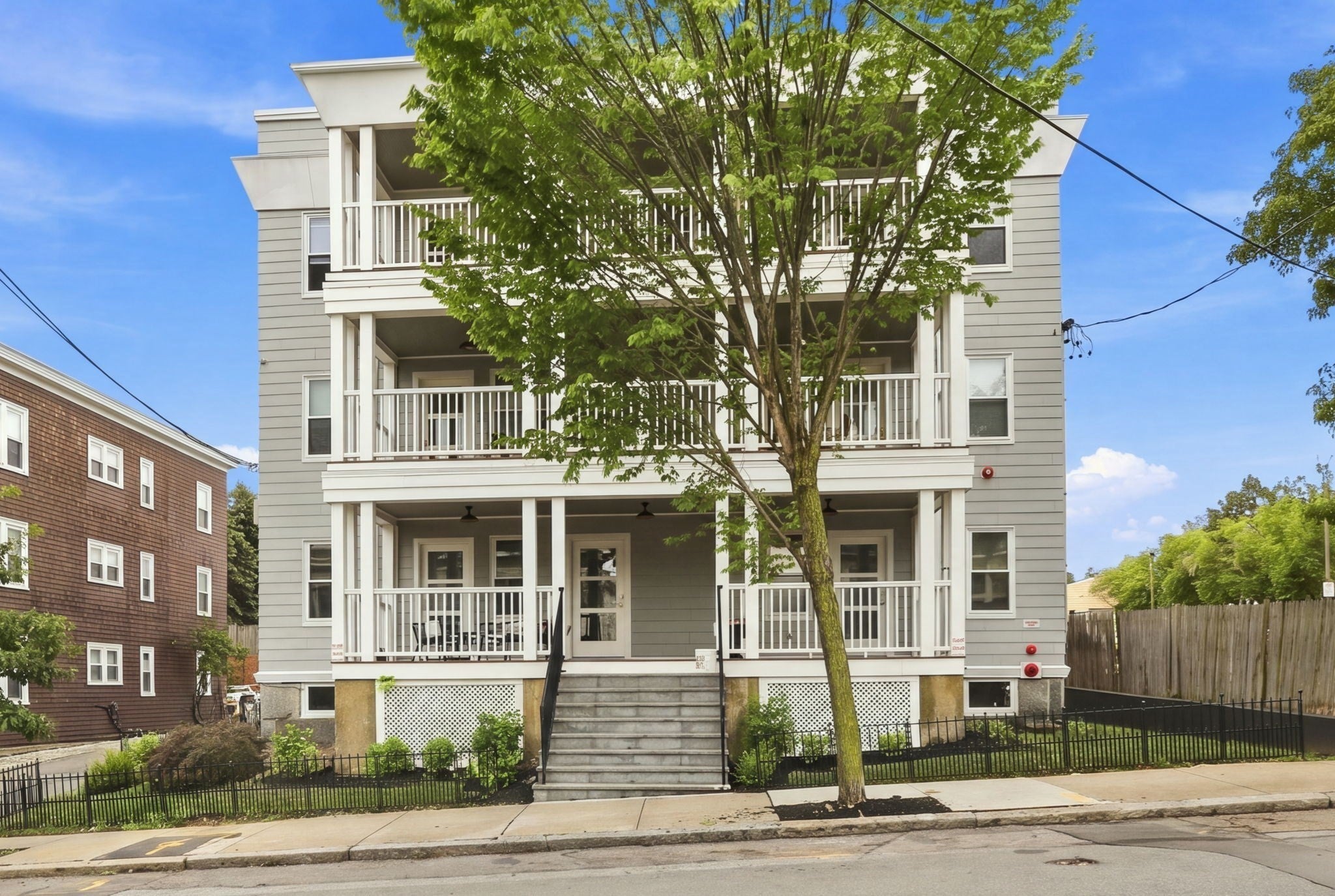 Photo of 34 Heath St, Somerville, MA