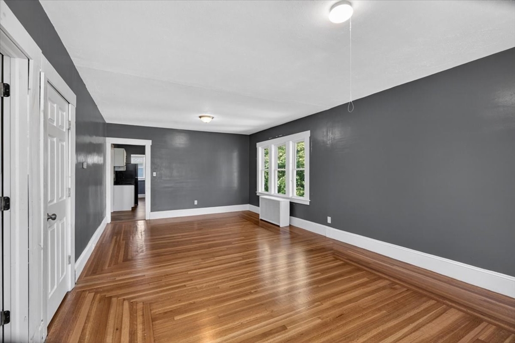 30-32 Sydney Ave