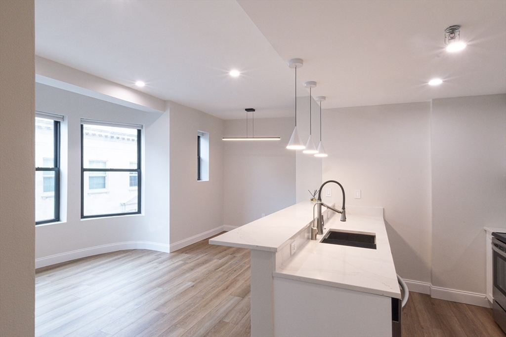 636 Beacon Street 405