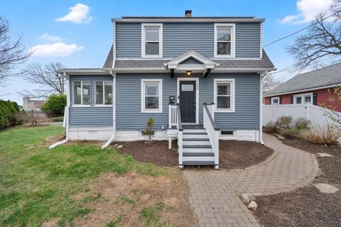 Photo of 400 El Paso St, Springfield, MA 01104 (MLS # 73498909)