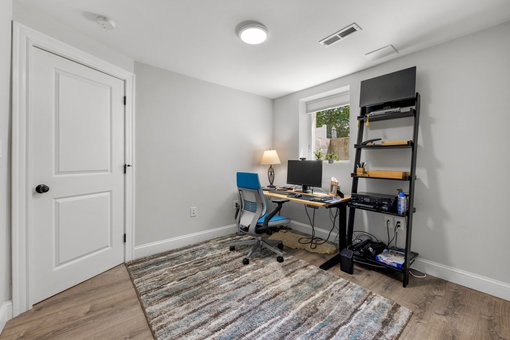 30 Gloucester St #30, Arlington, MA Photo #21