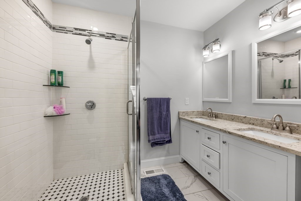 30 Gloucester St #30, Arlington, MA Photo #11